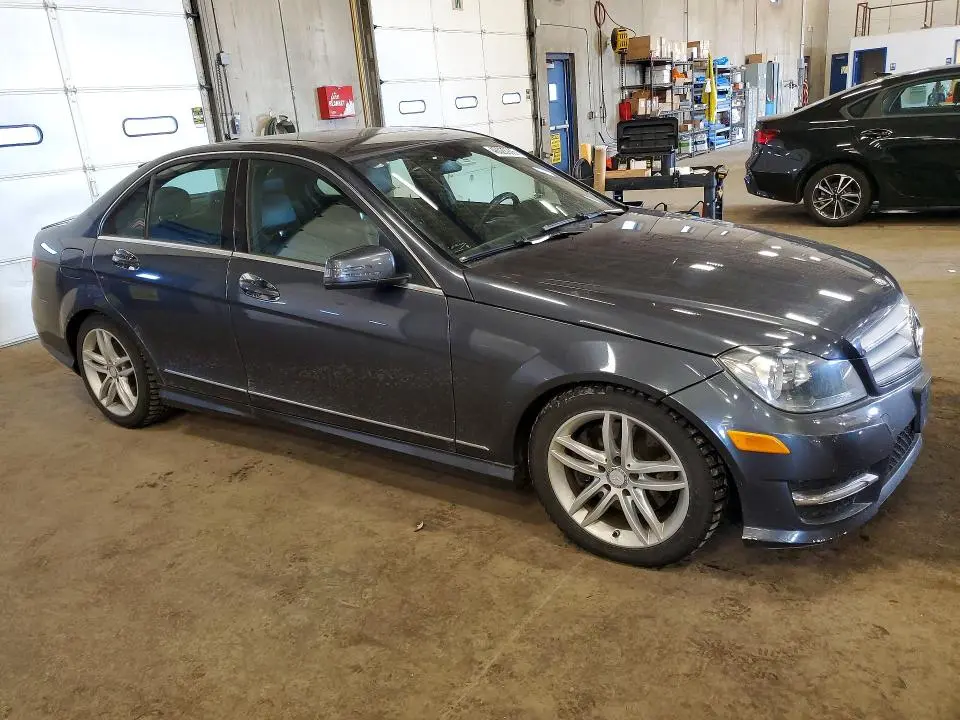 2013 MERCEDES-BENZ C 300 4MATIC  