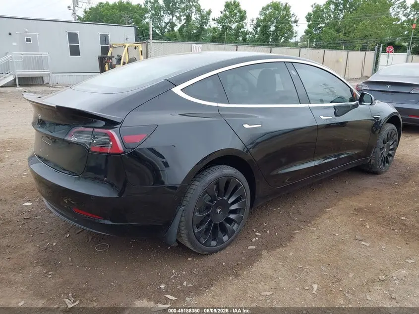2018 TESLA MODEL 3  
