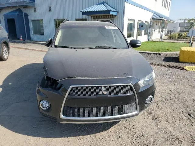 2013 MITSUBISHI OUTLANDER SE