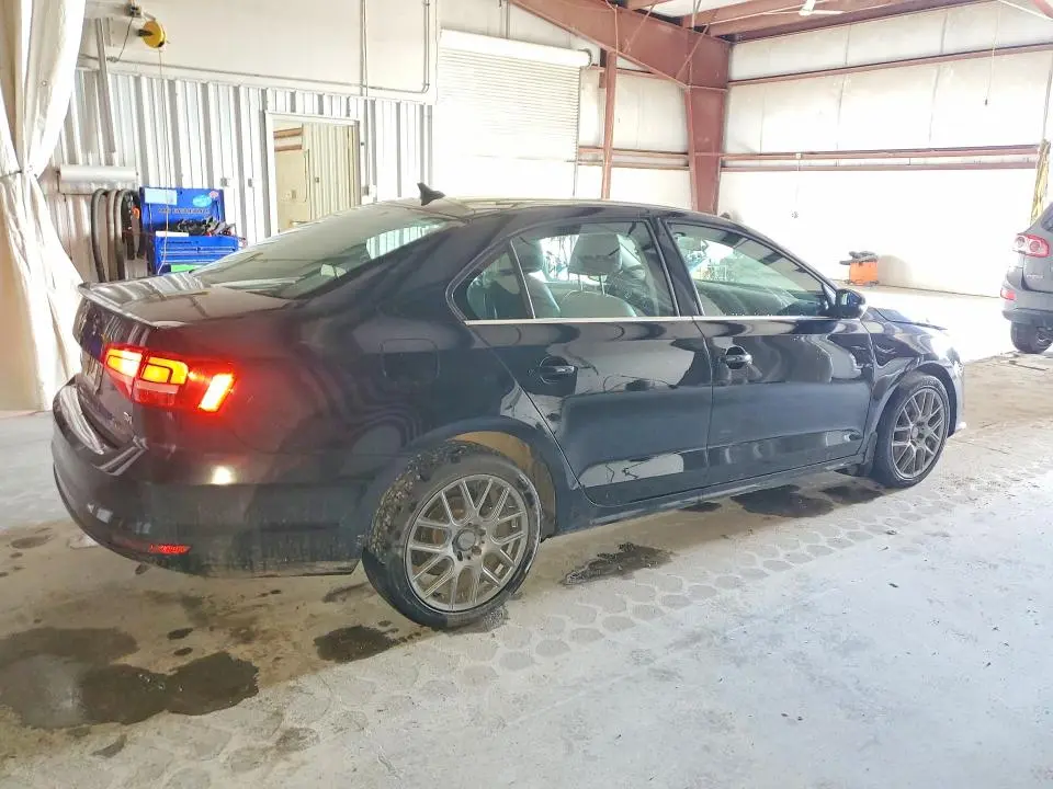 2015 VOLKSWAGEN JETTA TDI  