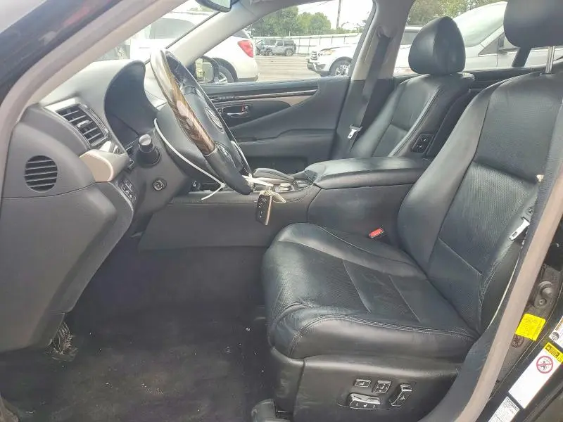 2014 LEXUS LS 460  