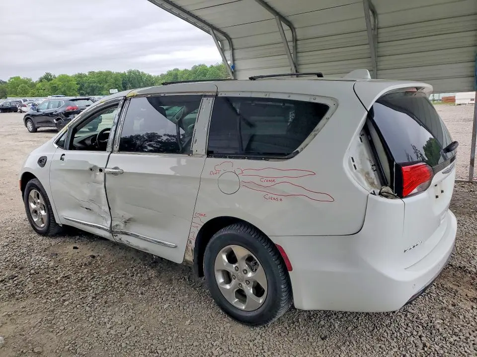2018 CHRYSLER PACIFICA HYBRID LIMITED  