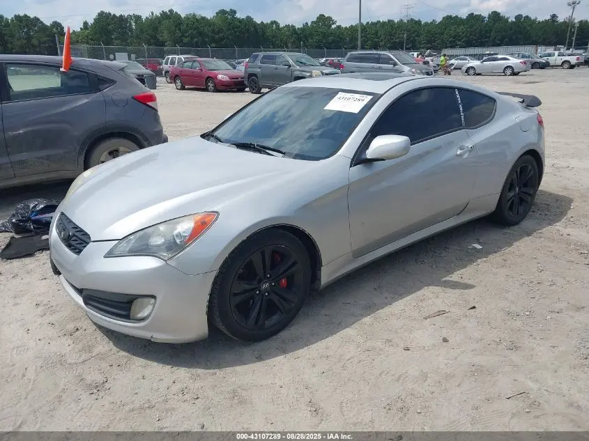 2010 HYUNDAI GENESIS  