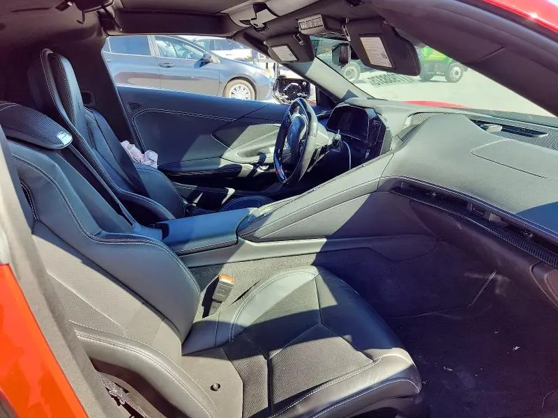 2024 CHEVROLET CORVETTE STINGRAY 1LT  