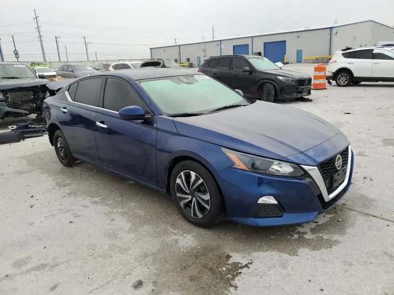 2022 NISSAN ALTIMA S  