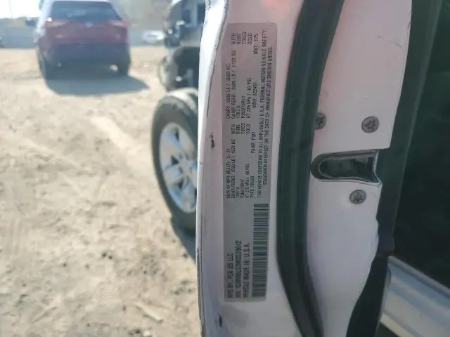 2021 RAM 1500 CLASSIC SLT  