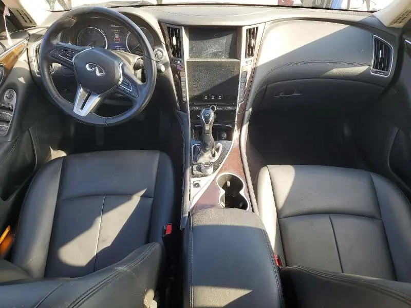 2019 INFINITI Q50 LUXE  