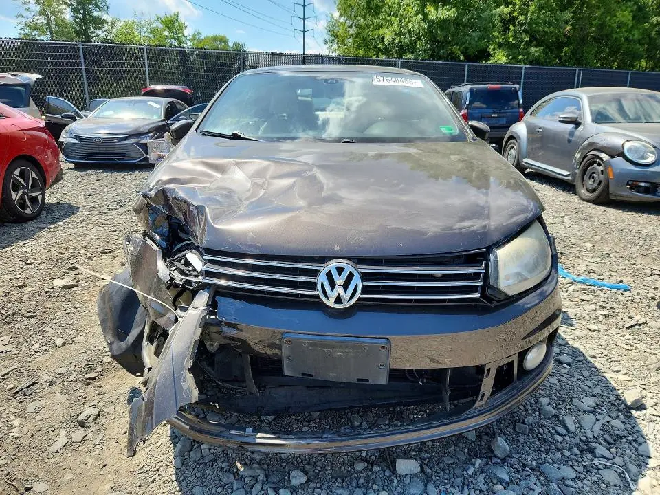 2012 VOLKSWAGEN EOS LUX  