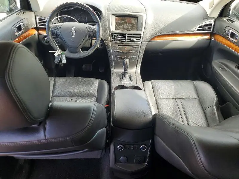 2015 LINCOLN MKT   