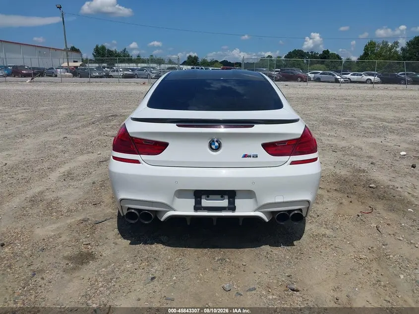 2016 BMW M6  