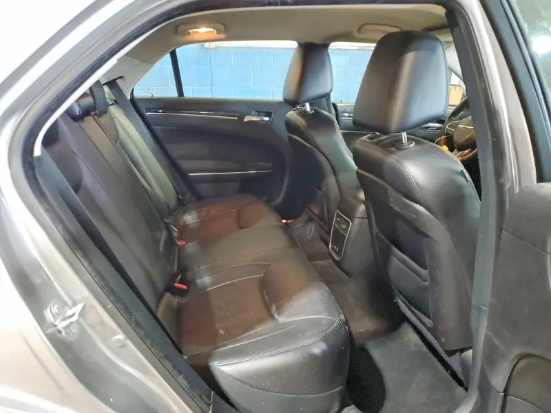 2015 CHRYSLER 300 LIMITED  