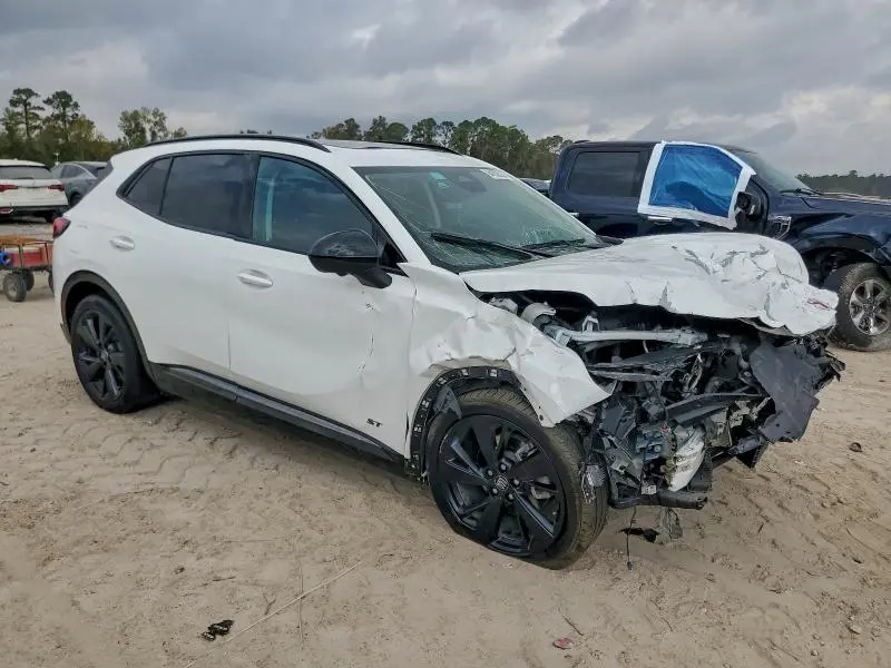 2024 BUICK ENVISION ESSENCE  