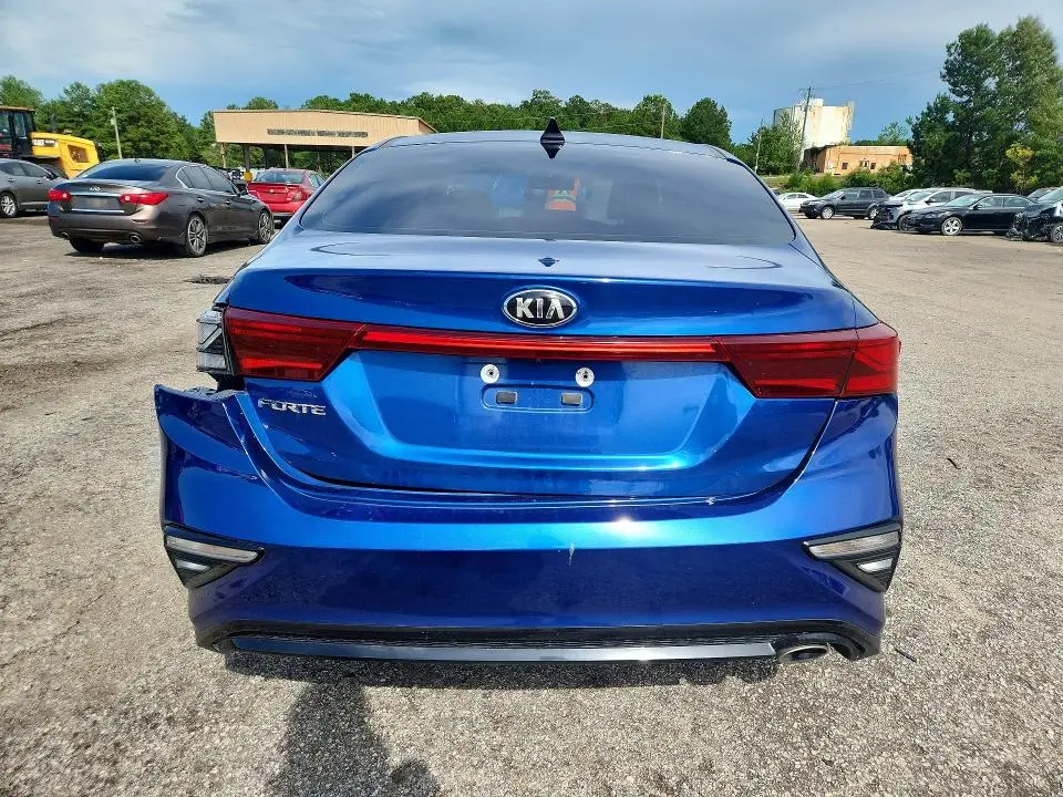2020 KIA FORTE LXS  