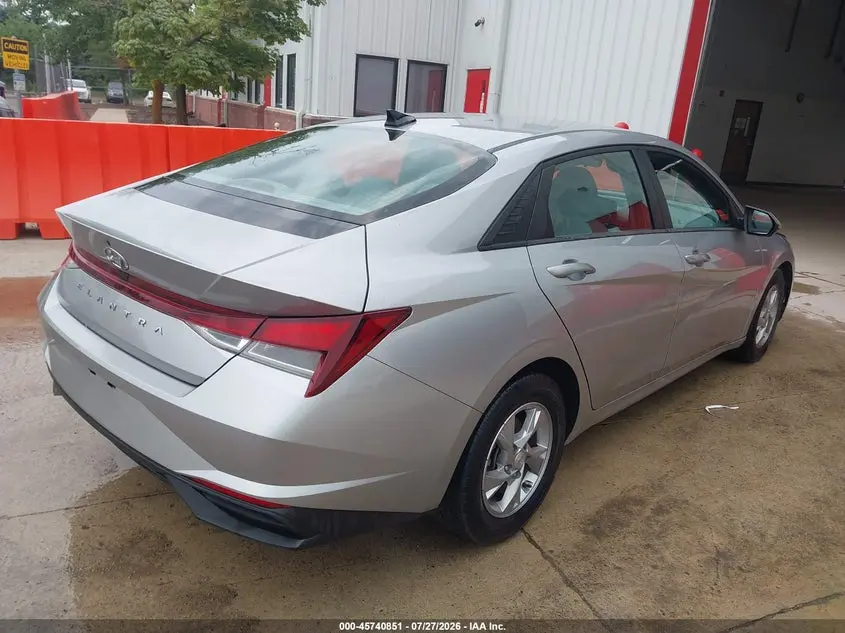 2021 HYUNDAI ELANTRA SE