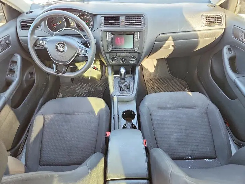 2016 VOLKSWAGEN JETTA   