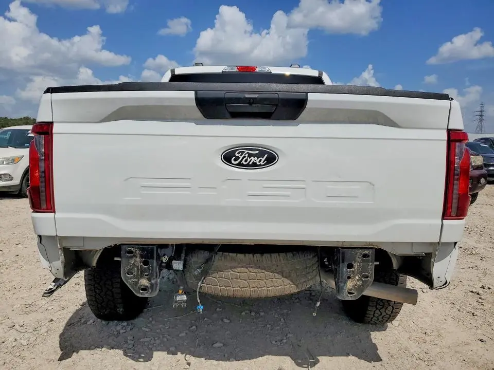 2025 FORD F150 XLT  