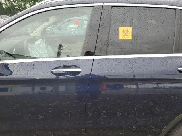 2022 MERCEDES-BENZ GLC 300 4MATIC  