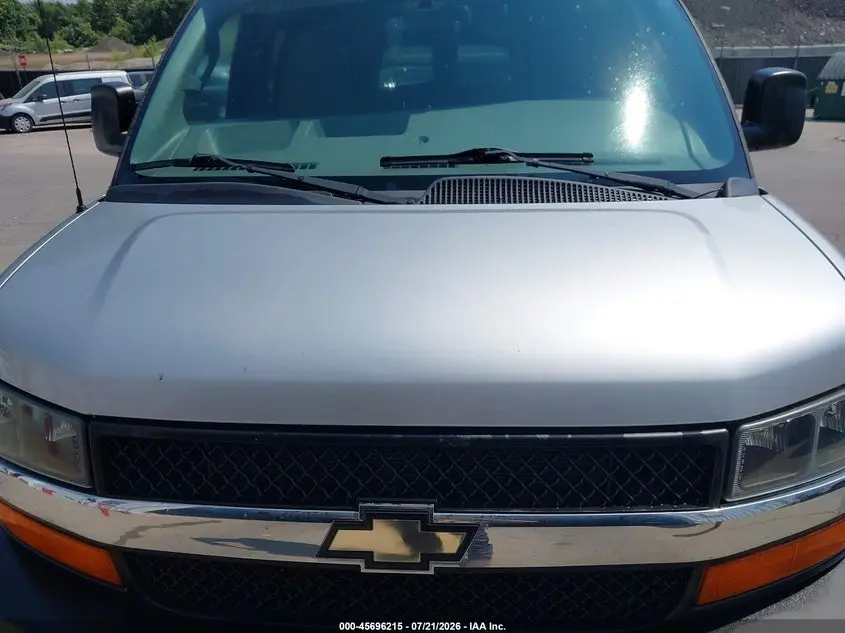 2016 CHEVROLET EXPRESS 3500 LT