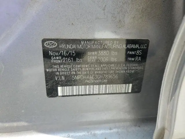2016 HYUNDAI ELANTRA SE
