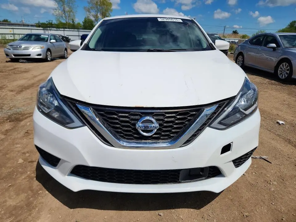 2019 NISSAN SENTRA SV  