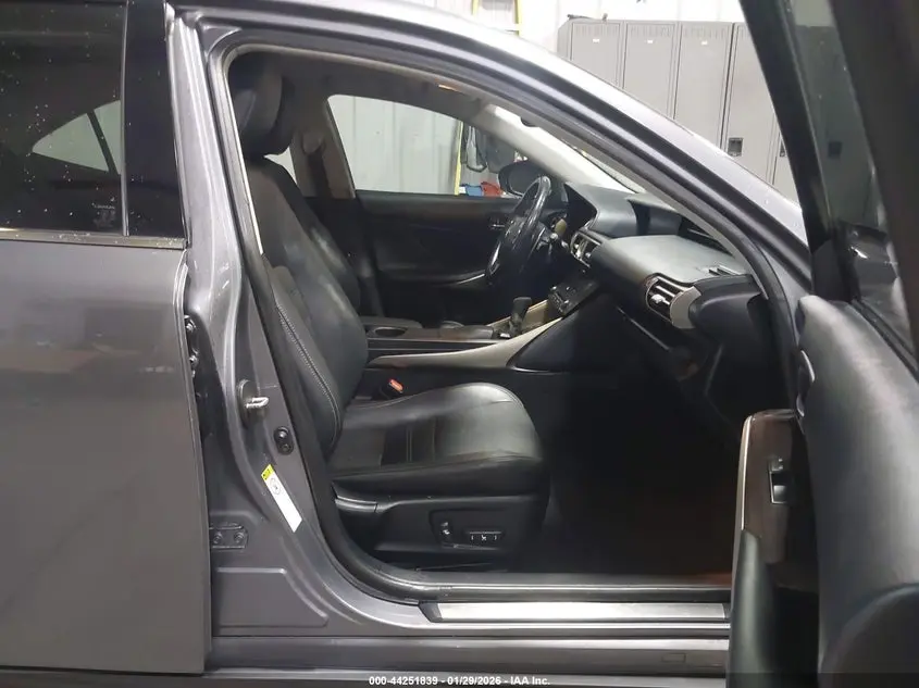 2015 LEXUS IS 250  