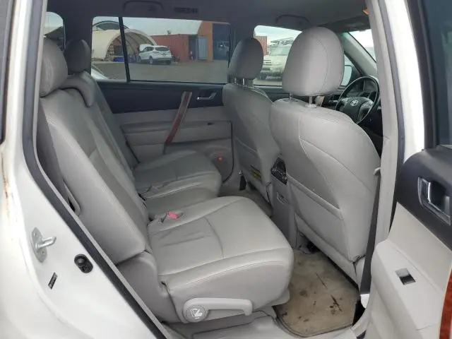 2010 TOYOTA HIGHLANDER LIMITED  