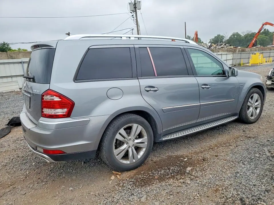 2011 MERCEDES-BENZ GL 350 BLUETEC  