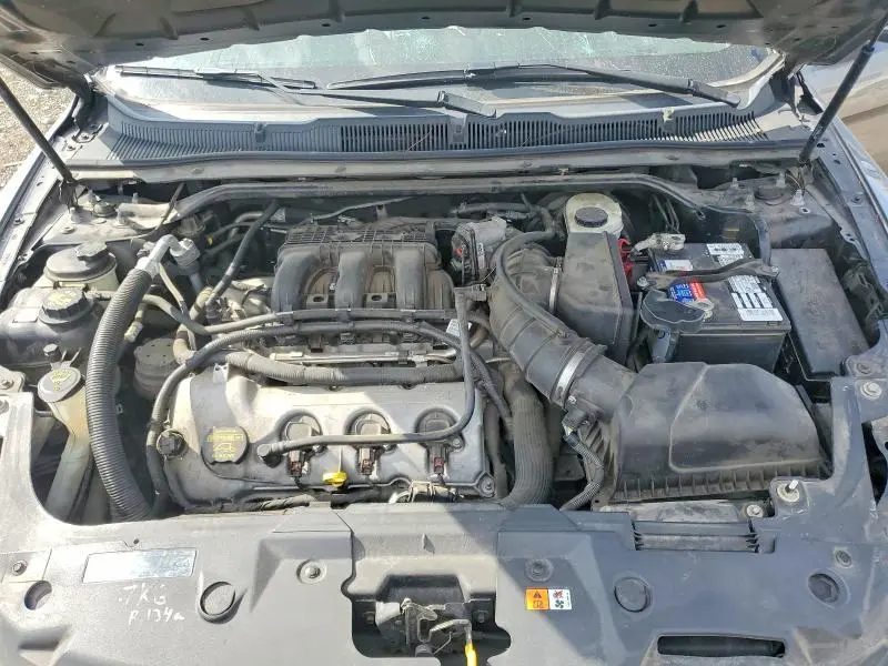 2012 FORD TAURUS LIMITED  