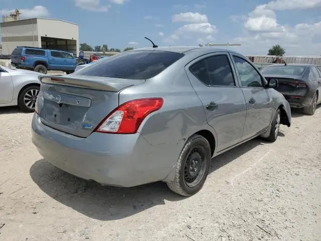 2013 NISSAN VERSA S  