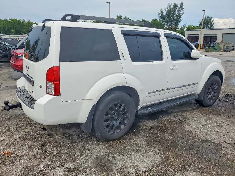2010 NISSAN PATHFINDER S FE+  