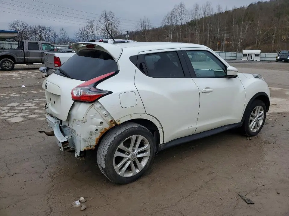 2015 NISSAN JUKE S  
