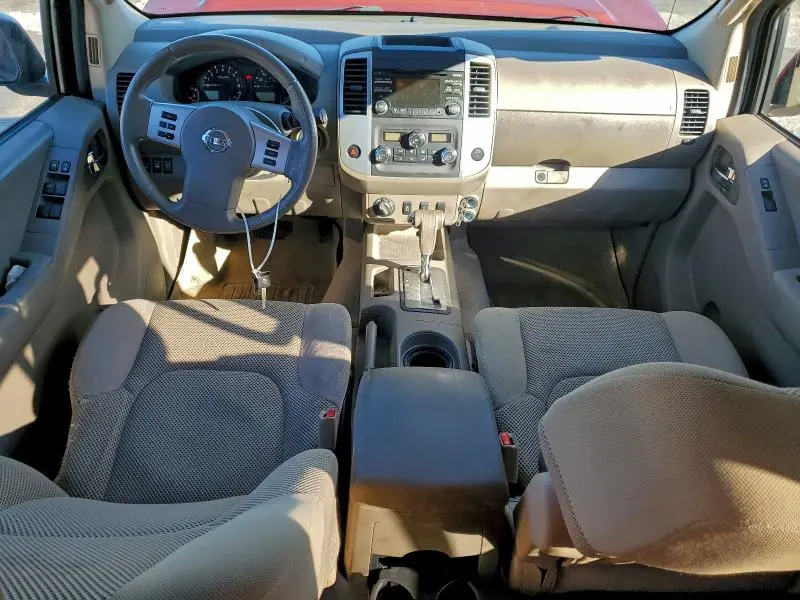 2013 NISSAN FRONTIER S  