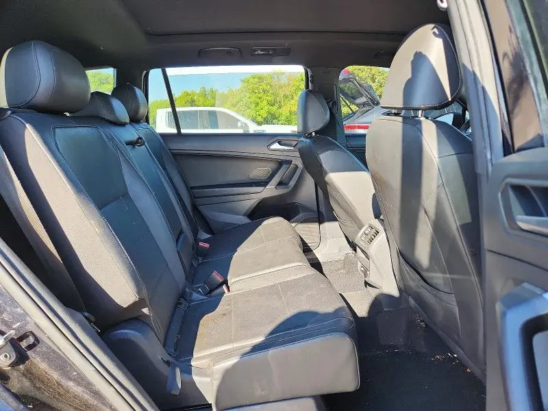 2020 VOLKSWAGEN TIGUAN SE  