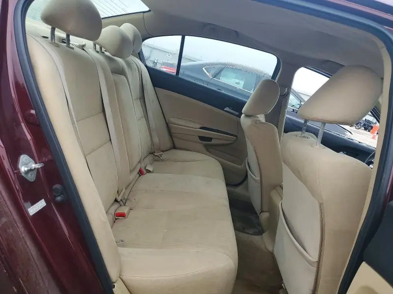 2011 HONDA ACCORD LX  
