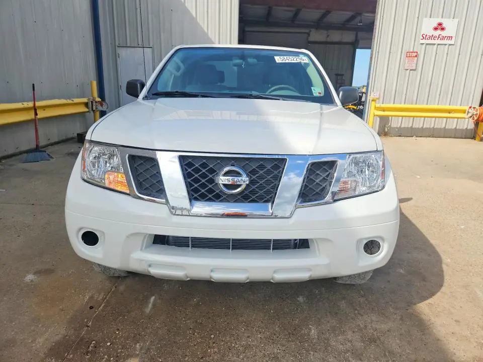 2019 NISSAN FRONTIER S  