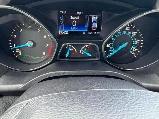 2016 FORD ESCAPE SE  