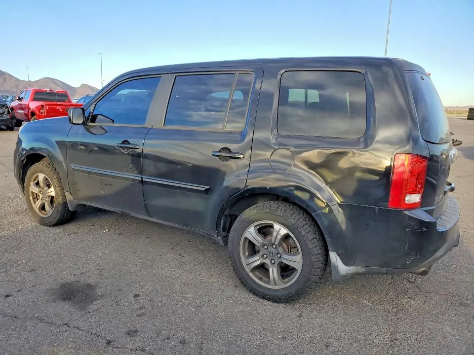 2015 HONDA PILOT SE  