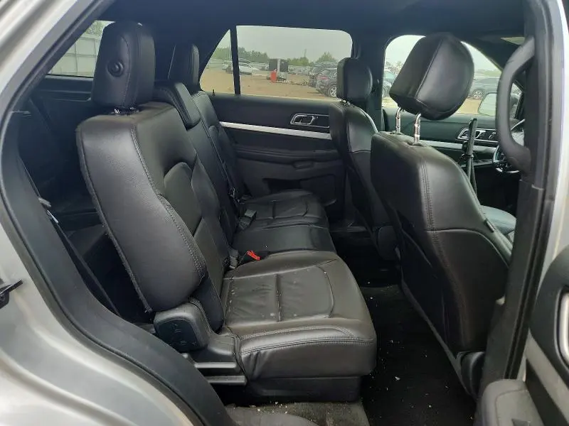 2017 FORD EXPLORER XLT  