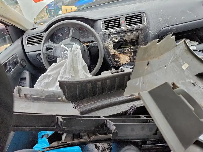 2012 VOLKSWAGEN JETTA BASE  