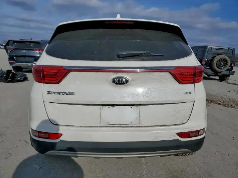 2018 KIA SPORTAGE EX  