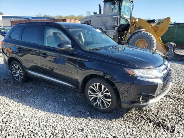2016 MITSUBISHI OUTLANDER SE  