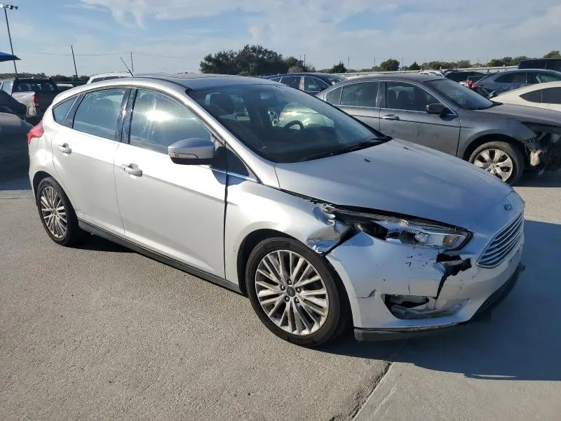 2018 FORD FOCUS TITANIUM  
