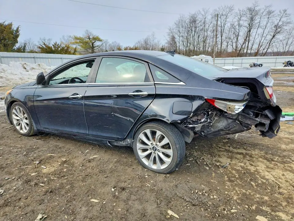 2013 HYUNDAI SONATA SE  