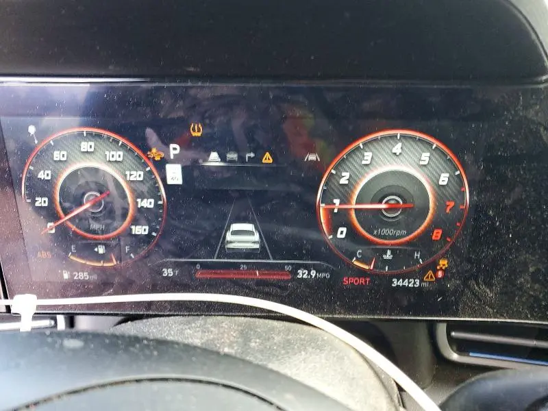 2024 HYUNDAI ELANTRA 4D   
