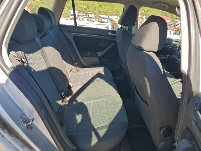 2013 VOLKSWAGEN JETTA S  