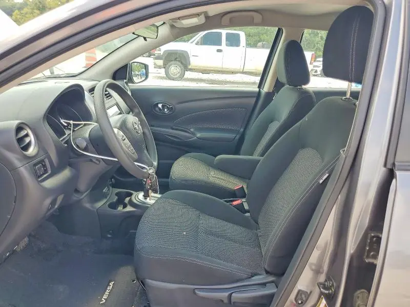 2018 NISSAN VERSA SV  