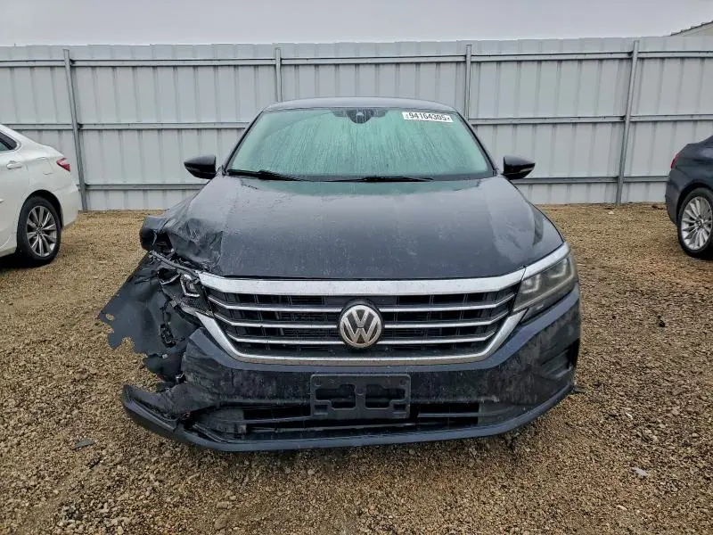 2020 VOLKSWAGEN PASSAT SE  