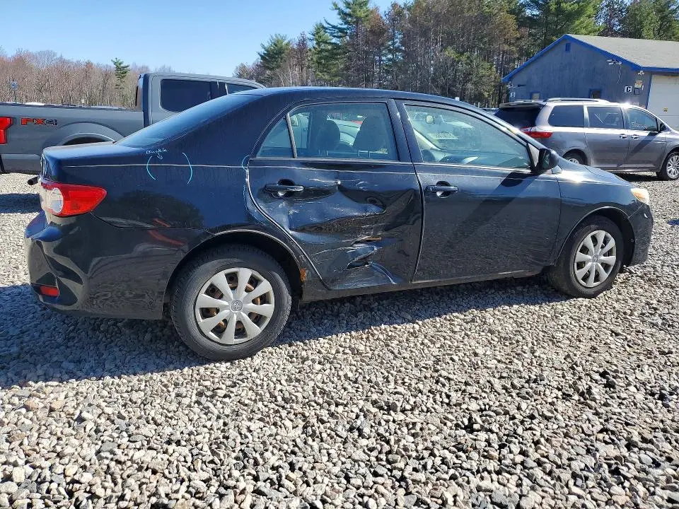 2011 TOYOTA COROLLA BASE  