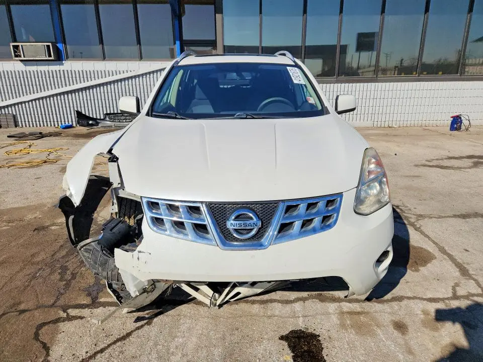 2011 NISSAN ROGUE S  