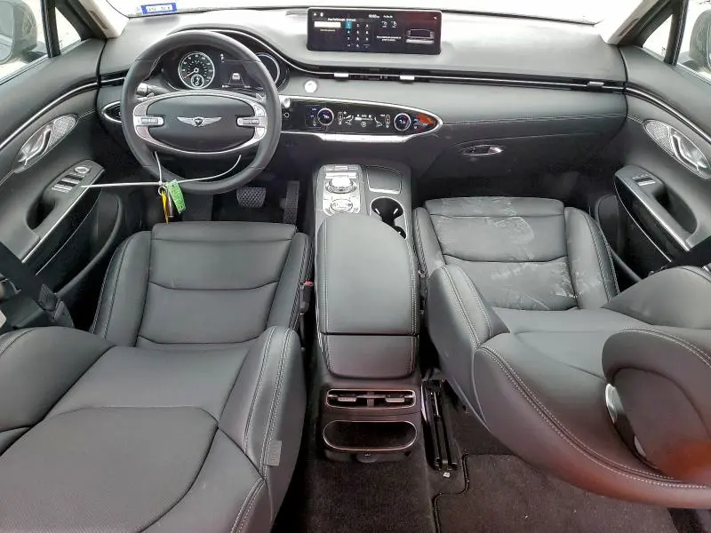 2025 GENESIS GV70 BASE  